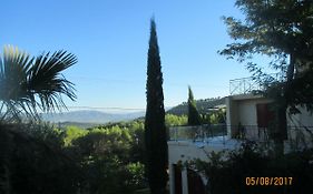 Villa Boulou